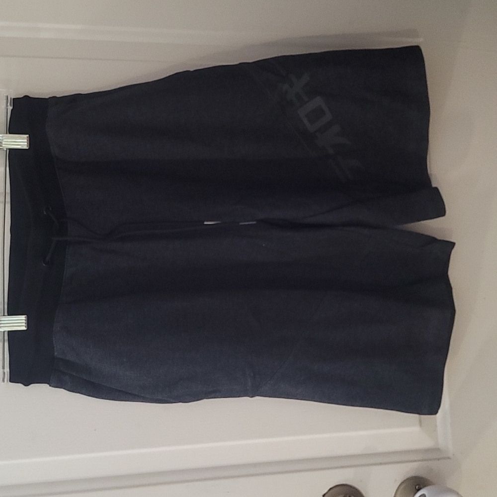 ID IDEOLOGY MEN'S LOGO SHORTS: BLACK/GRAY: NWOT: SZ SMALL